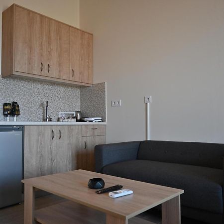Lithino Rooms 卡拉马塔 外观 照片
